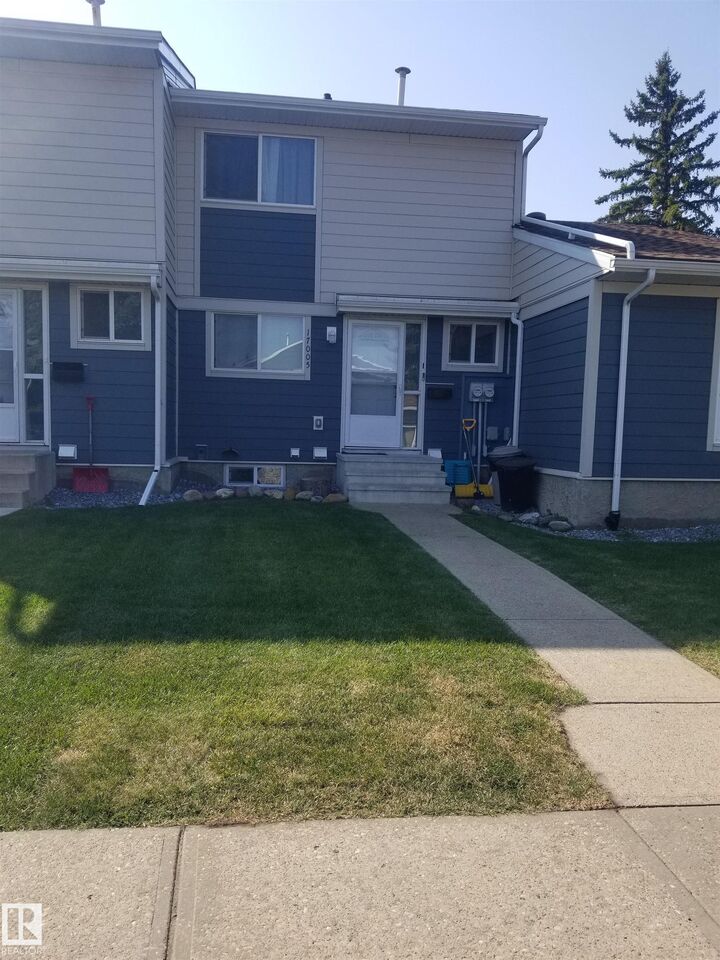 Property Photo:  17005 100 Street NW  AB T5X 4R8 