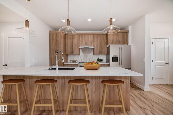 1331 Keswick Drive SW  Edmonton AB T6W 4V8 photo