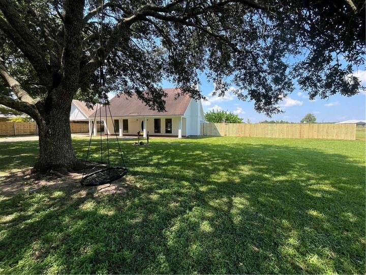 Property Photo:  982 Highway 1184 Highway  LA 71327 