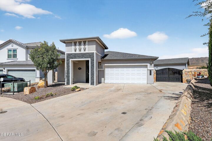 2252 Thawline Place  El Paso TX 79911 photo
