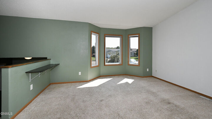 Property Photo:  66 Haywood Drive  ND 58504 