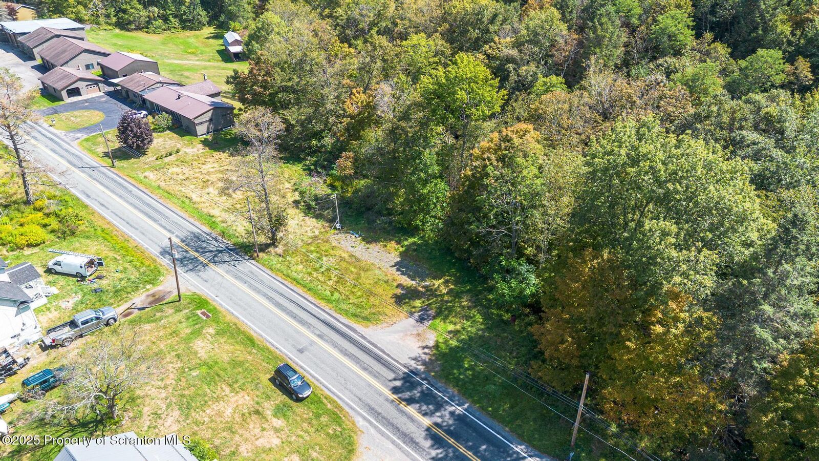 Property Photo:  72 Hamlin Highway  PA 18444 