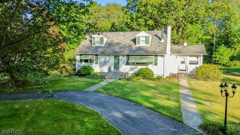 Property Photo:  5 Michael Rd  NJ 07438 