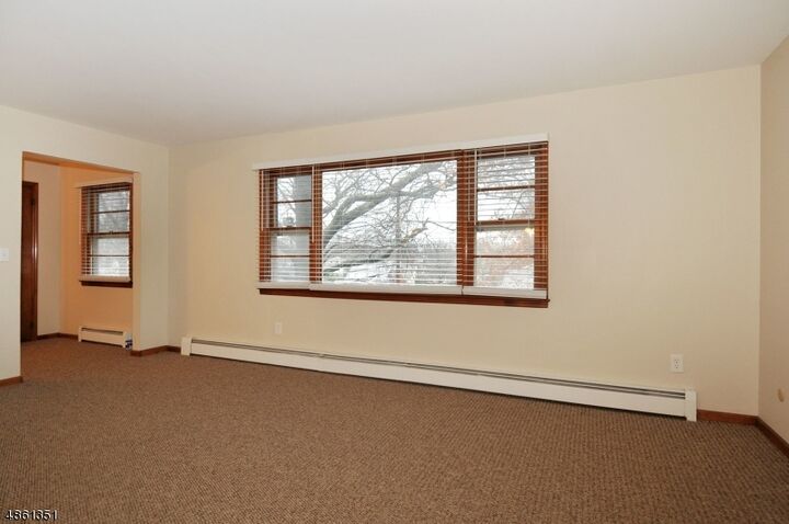 Property Photo:  601 Faitoute Ave 2  NJ 07204 