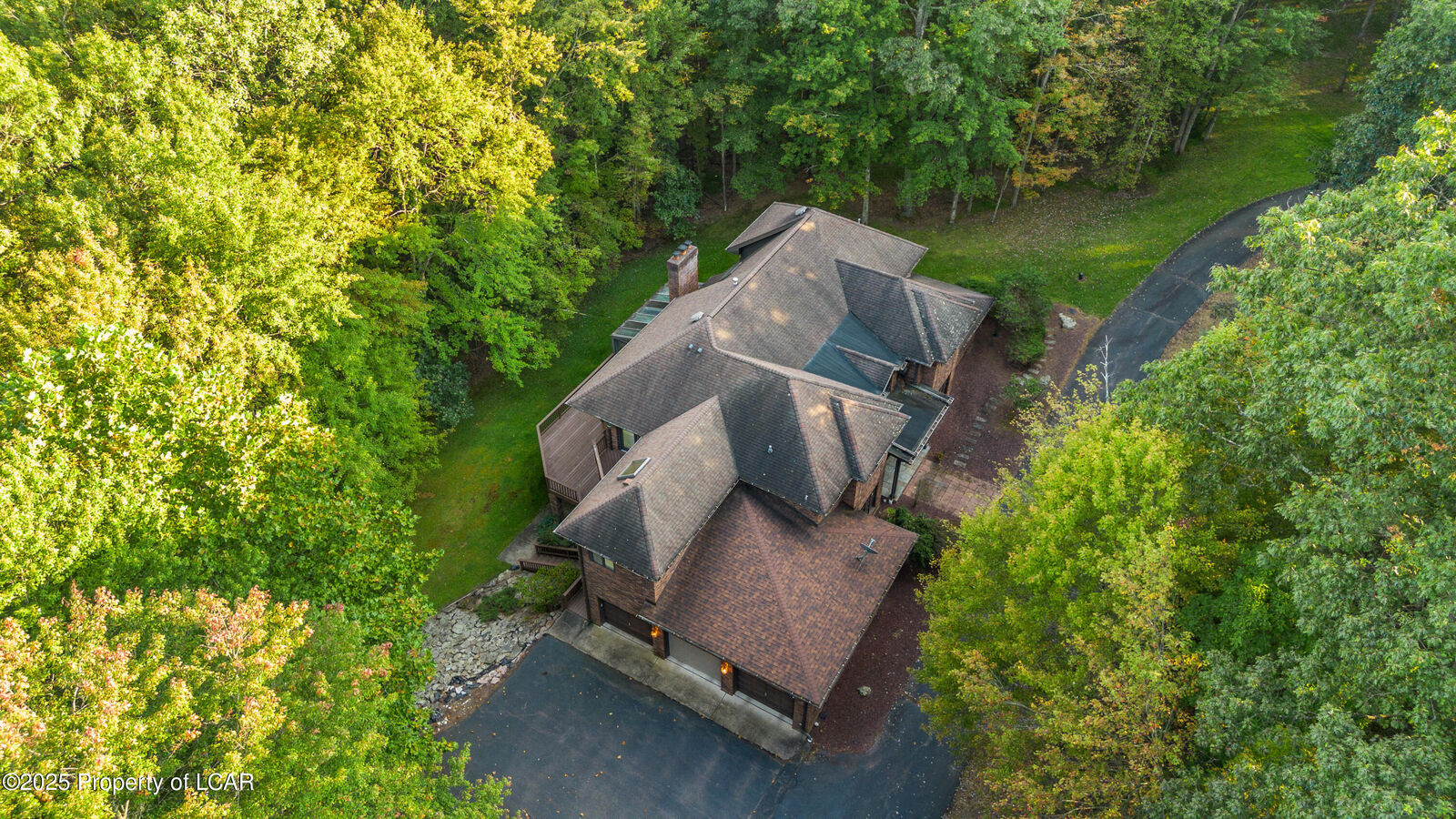 Property Photo:  800 Timber Grove Road  PA 18708 