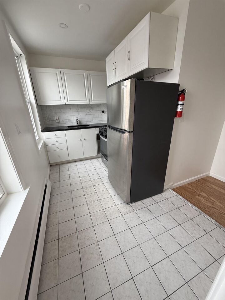 Property Photo:  106 Sherman Ave 2  NJ 07307 