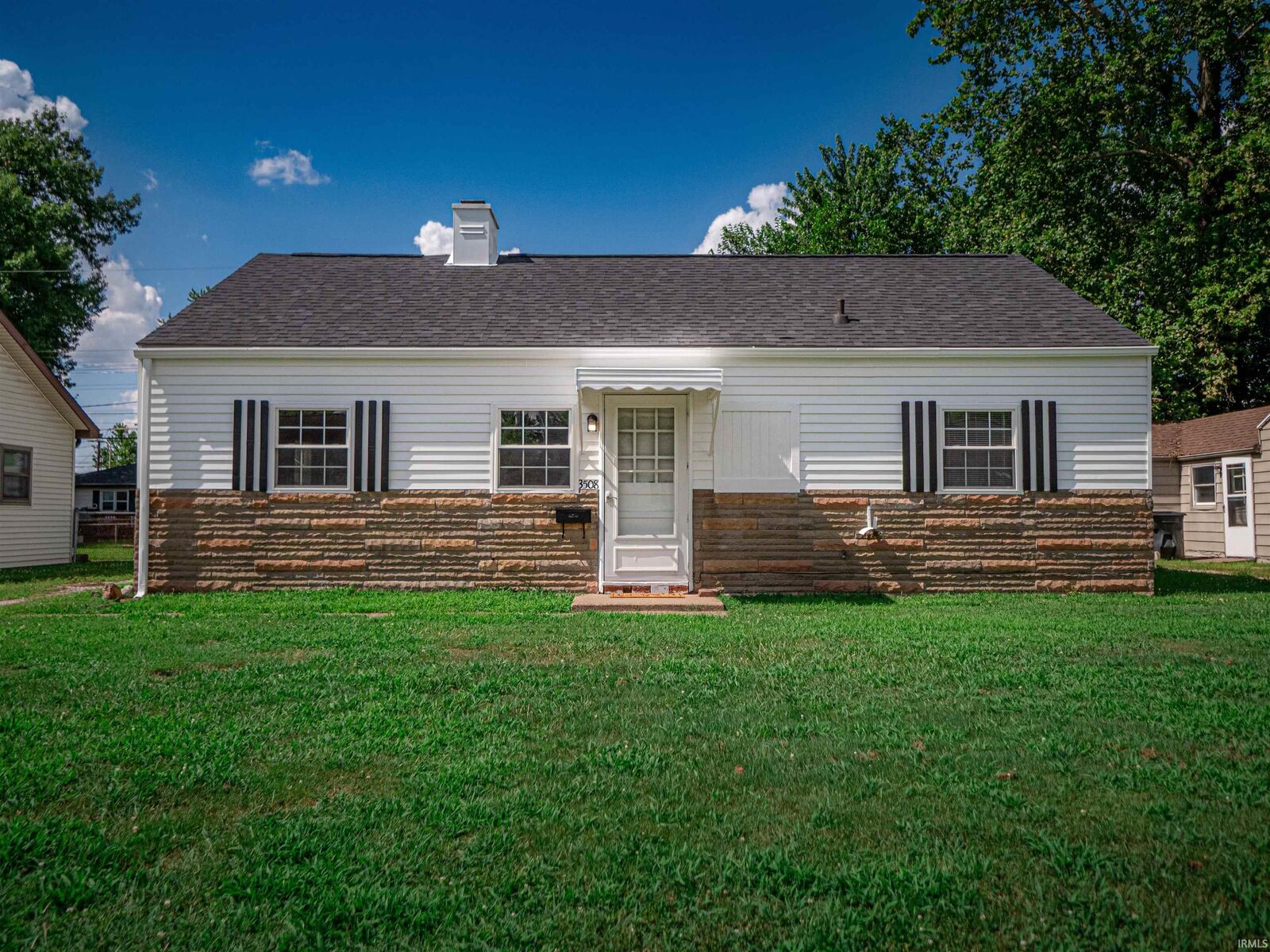 Property Photo: 3508 Waggoner Avenue IN 47714