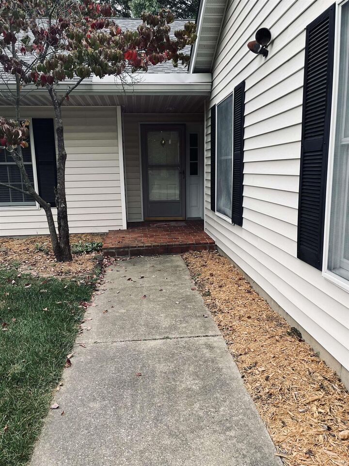 Property Photo:  3910 S Bay Tree Lane  IN 47401 