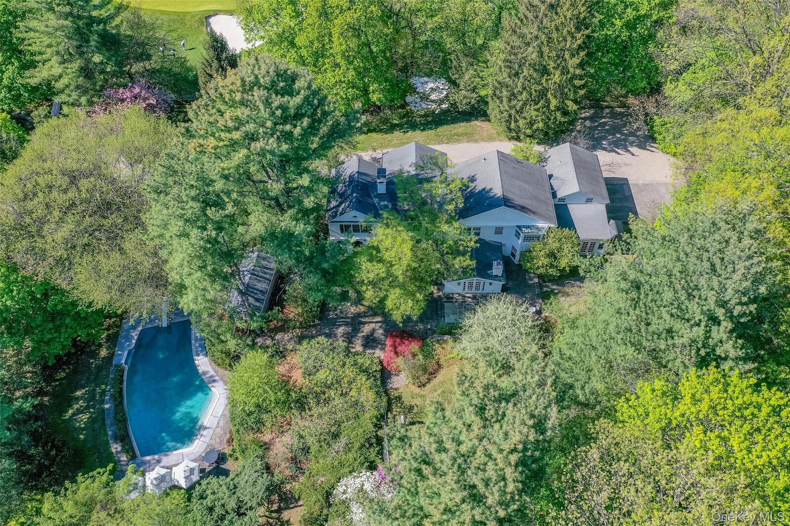 Property Photo:  164 Washington Avenue  NY 10522 