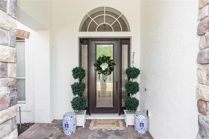 Property Photo:  25813 Feather Ridge Lane  FL 32776 