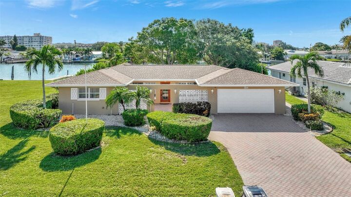 Property Photo: 400 Midway Island FL 33767