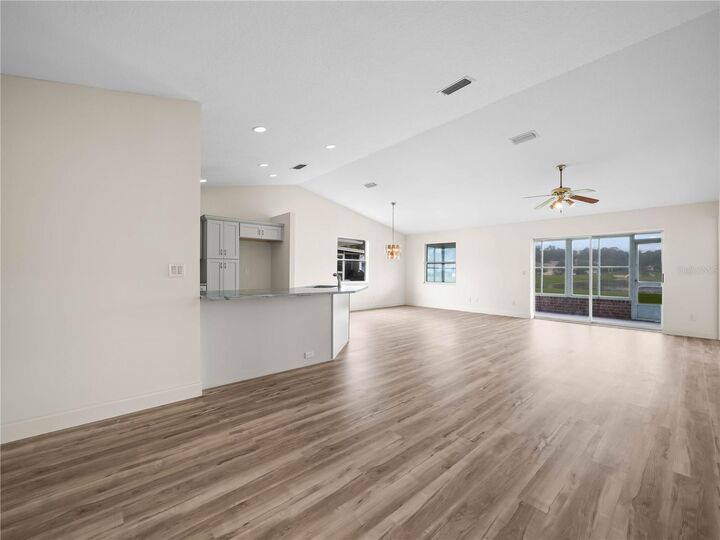 Property Photo:  6341 Silver Lakes Drive W  FL 33810 