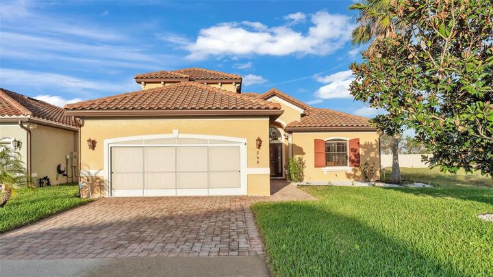Property Photo: 369 Villa Sorrento Circle FL 33844