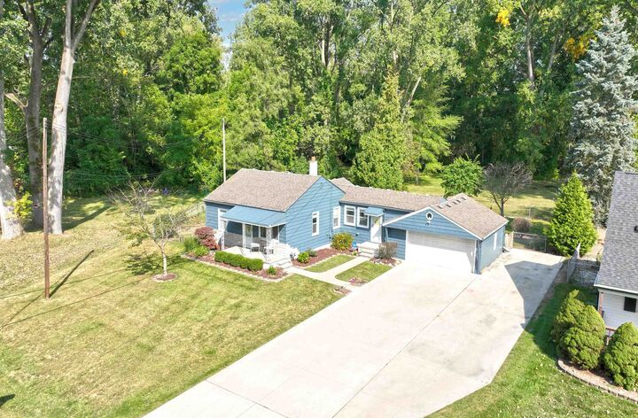 Property Photo:  6651 Mayfair Road  MI 48317 