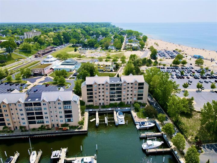 Property Photo:  260 Water Street 5E  MI 49085 