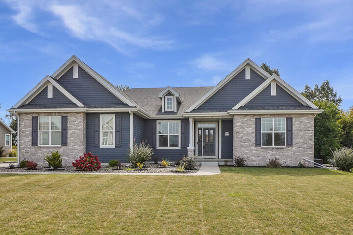 Property Photo: W212n6064 Legacy Trl WI 53051