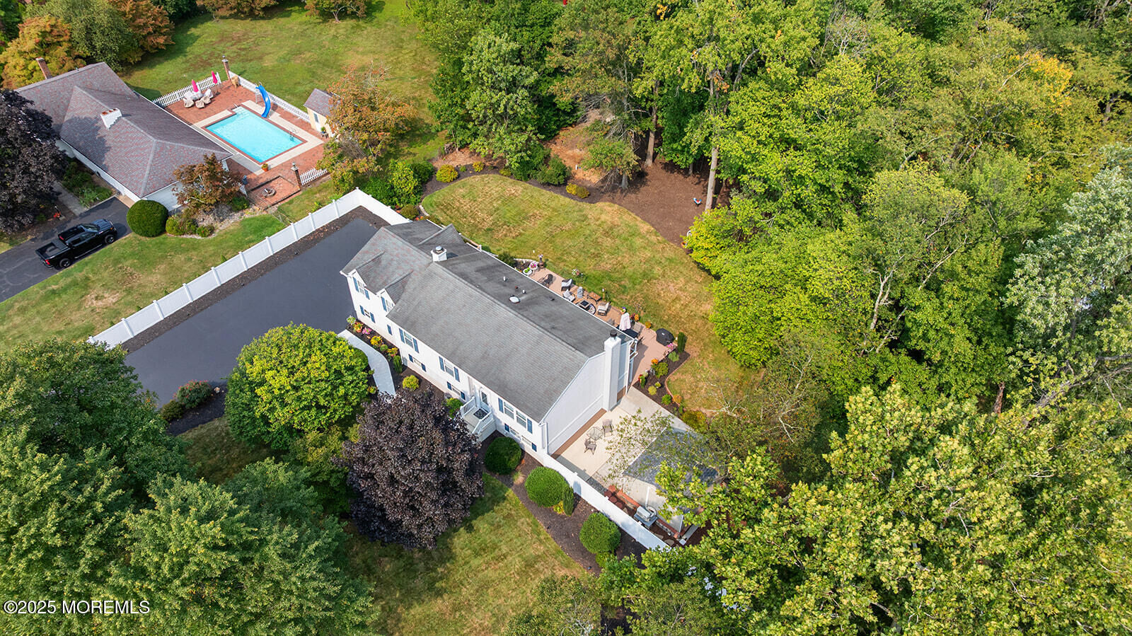 Property Photo:  185 Fresh Ponds Road  NJ 08852 