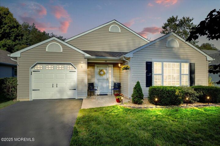 100 Sleepy Hollow Drive  Brick NJ 08724 photo