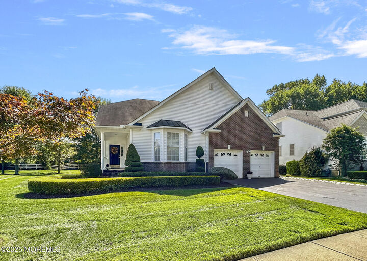 142 Scarborough Way  Marlboro NJ 07746 photo