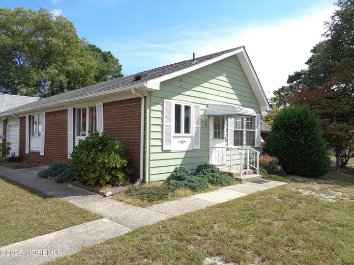 Property Photo:  6 A Flintlock Lane  NJ 08759