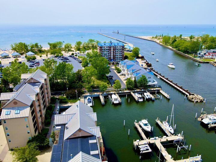 260 Water Street  St. Joseph MI 49085 photo