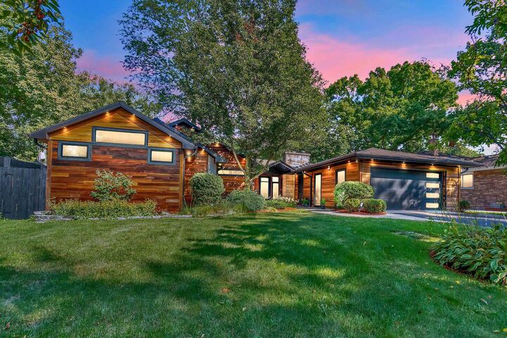623 Echo Lane  Glenview IL 60025 photo