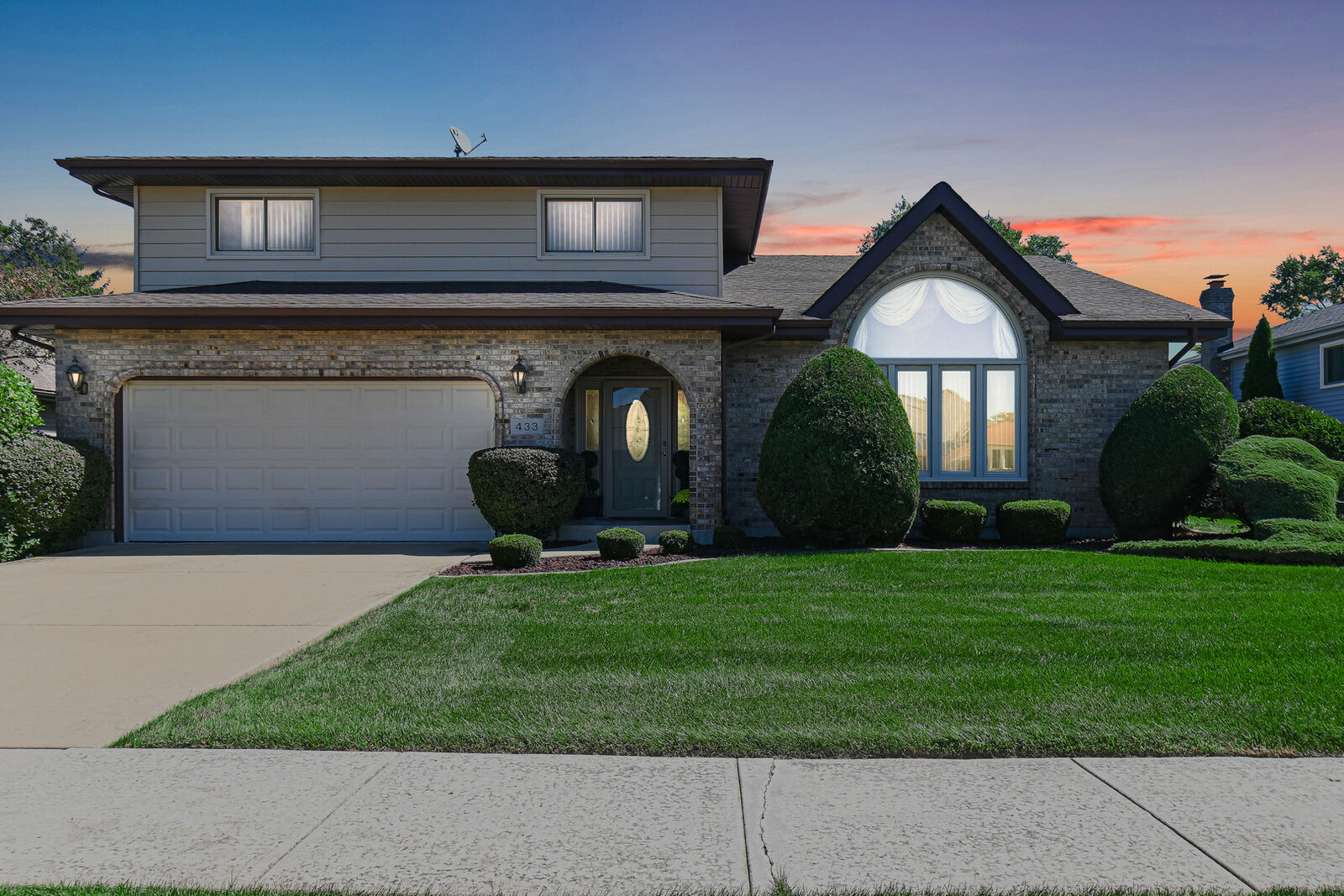 Property Photo:  433 Wheatfield Road  IL 60443 