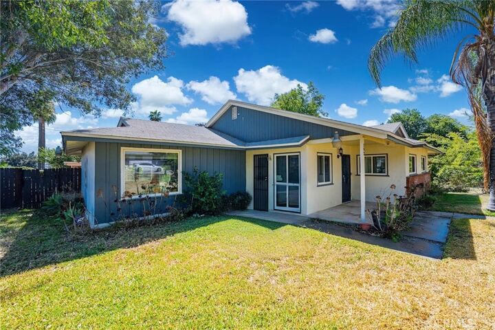 Property Photo: 193 E 48th Street CA 92404
