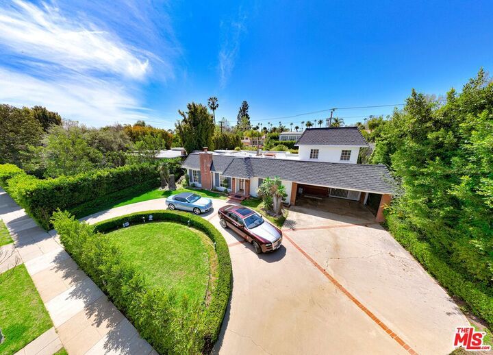 525 N Rexford Drive  Beverly Hills CA 90210 photo