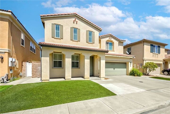 Property Photo:  17 Citrus Glen  CA 90620 