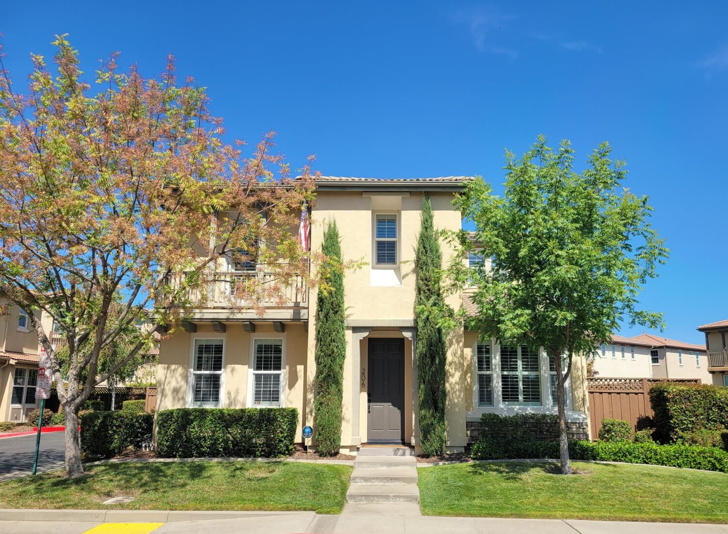 Property Photo: 206 Barnhill Drive CA 95630
