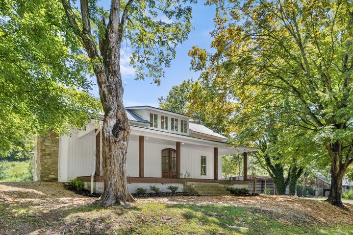 Property Photo:  1881 New Herman Rd  TN 37334 