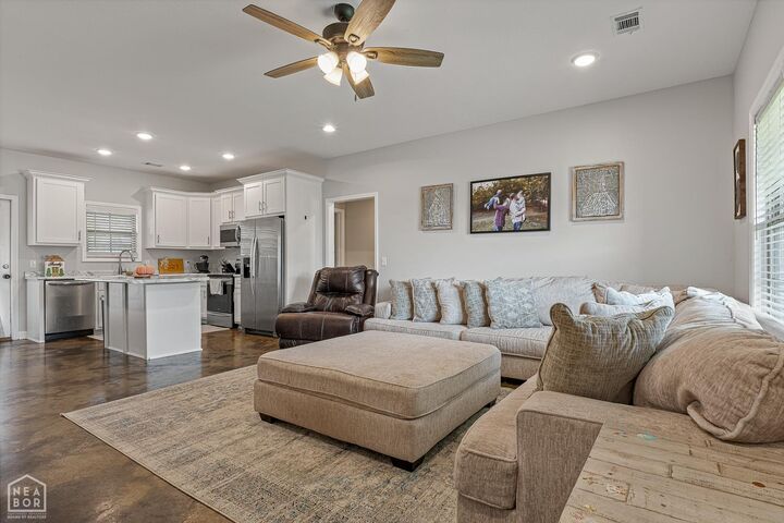 Property Photo:  108 Spencer Drive  AR 72442 