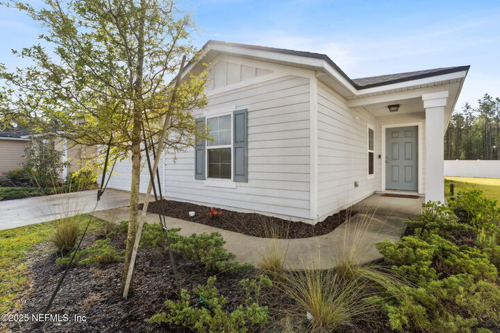 Property Photo:  4866 Morning Rise Circle  FL 32218 