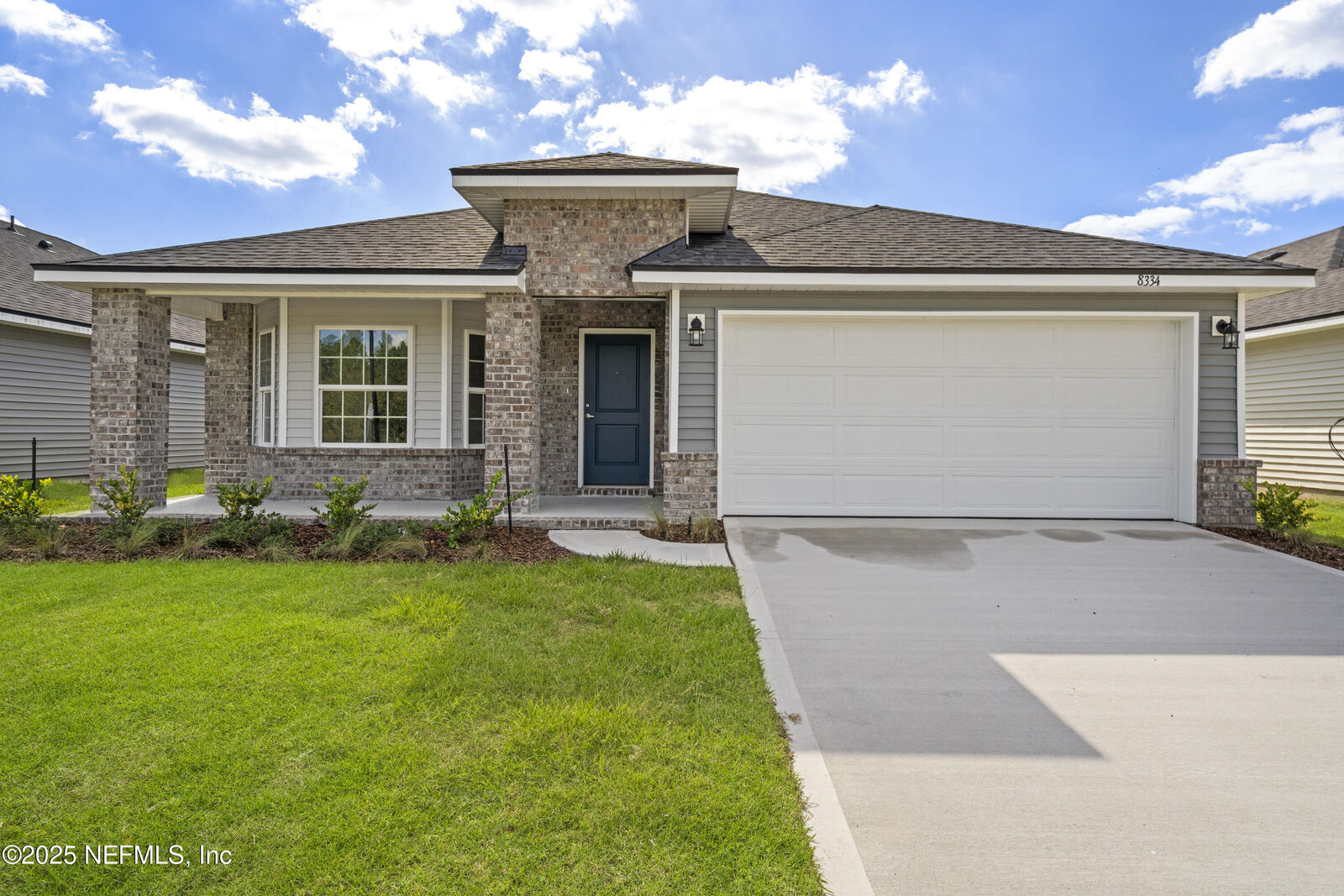 Property Photo: 8334 Helmsley Boulevard FL 32219