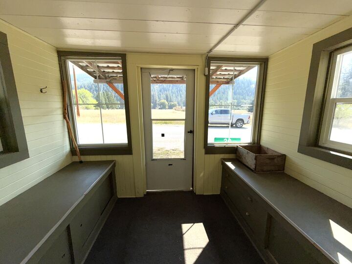 Property Photo:  20 Race St  WA 99121 