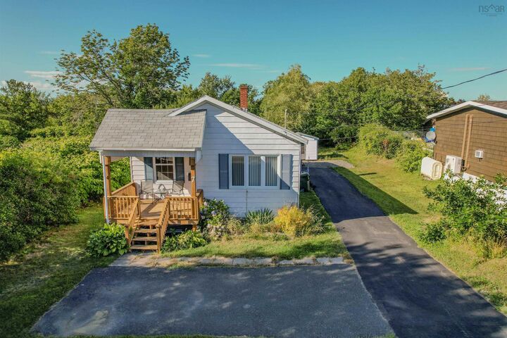 7 Dominion Street  Glace Bay NS B1A 3M7 photo
