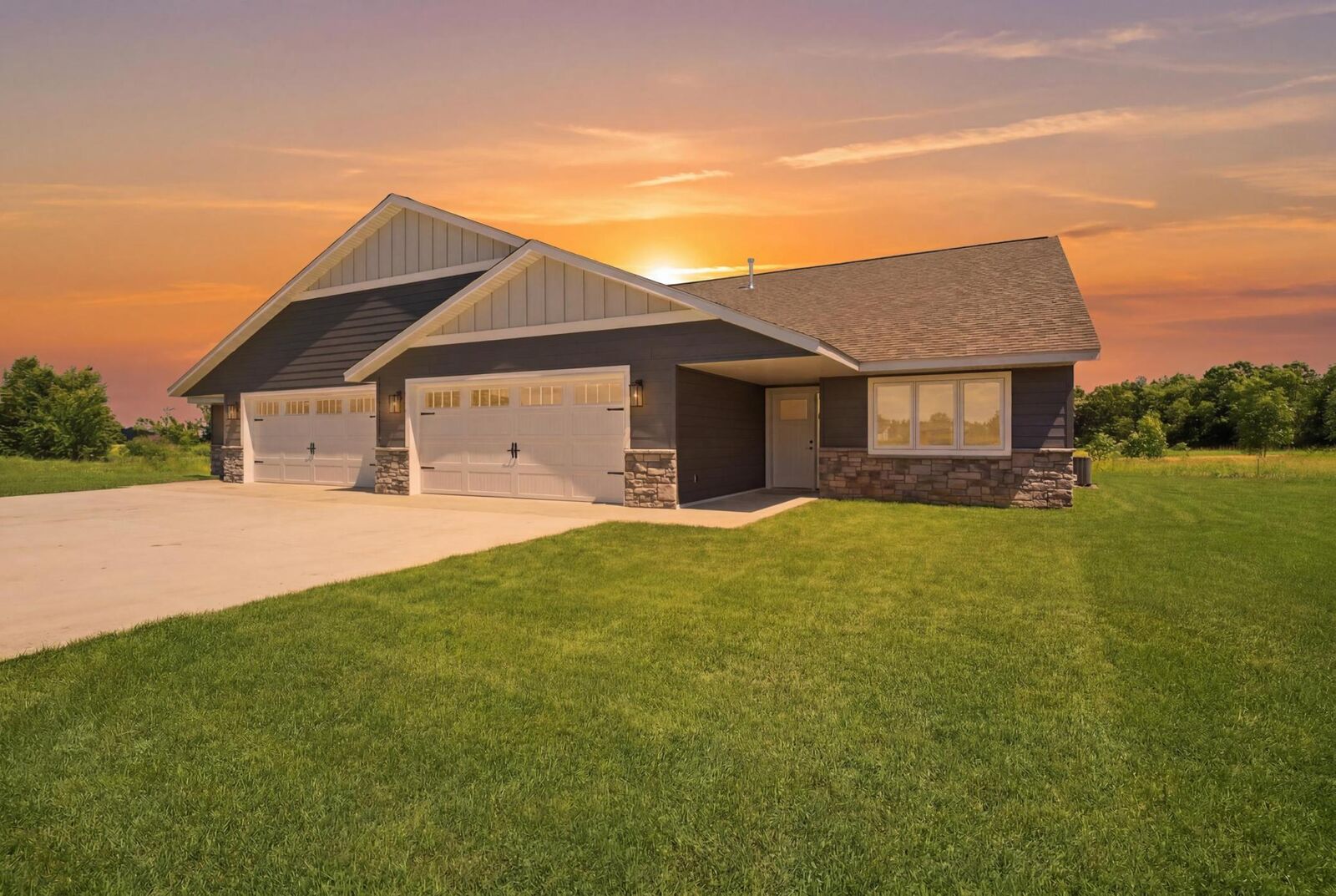 Property Photo:  383 Old Glory Drive NE  MN 56308 