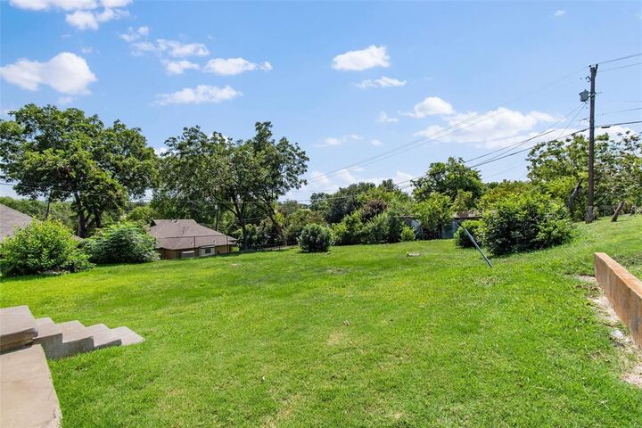 Property Photo: 421 E Tarrant Road TX 75050