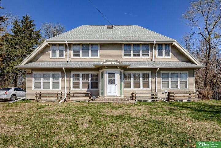 2322 Read Street  Omaha NE 68112 photo