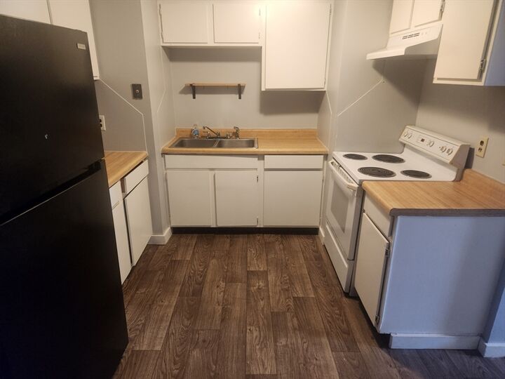 Property Photo: 409 Spring Street 5 MA 01475