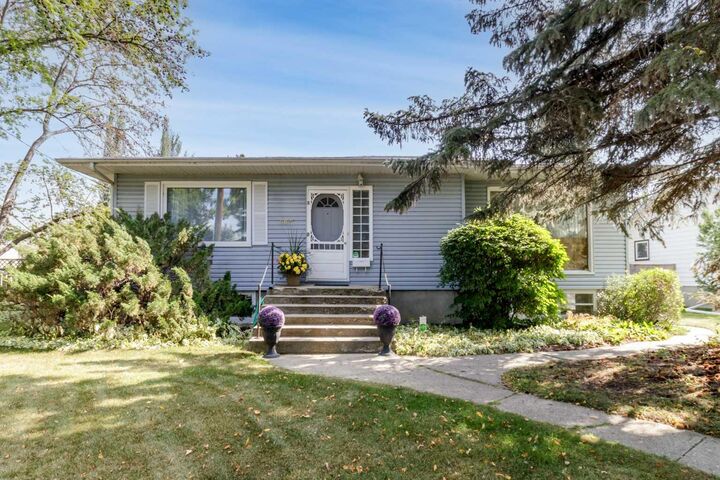 5825 45 Avenue  Red Deer AB T4N 3M1 photo