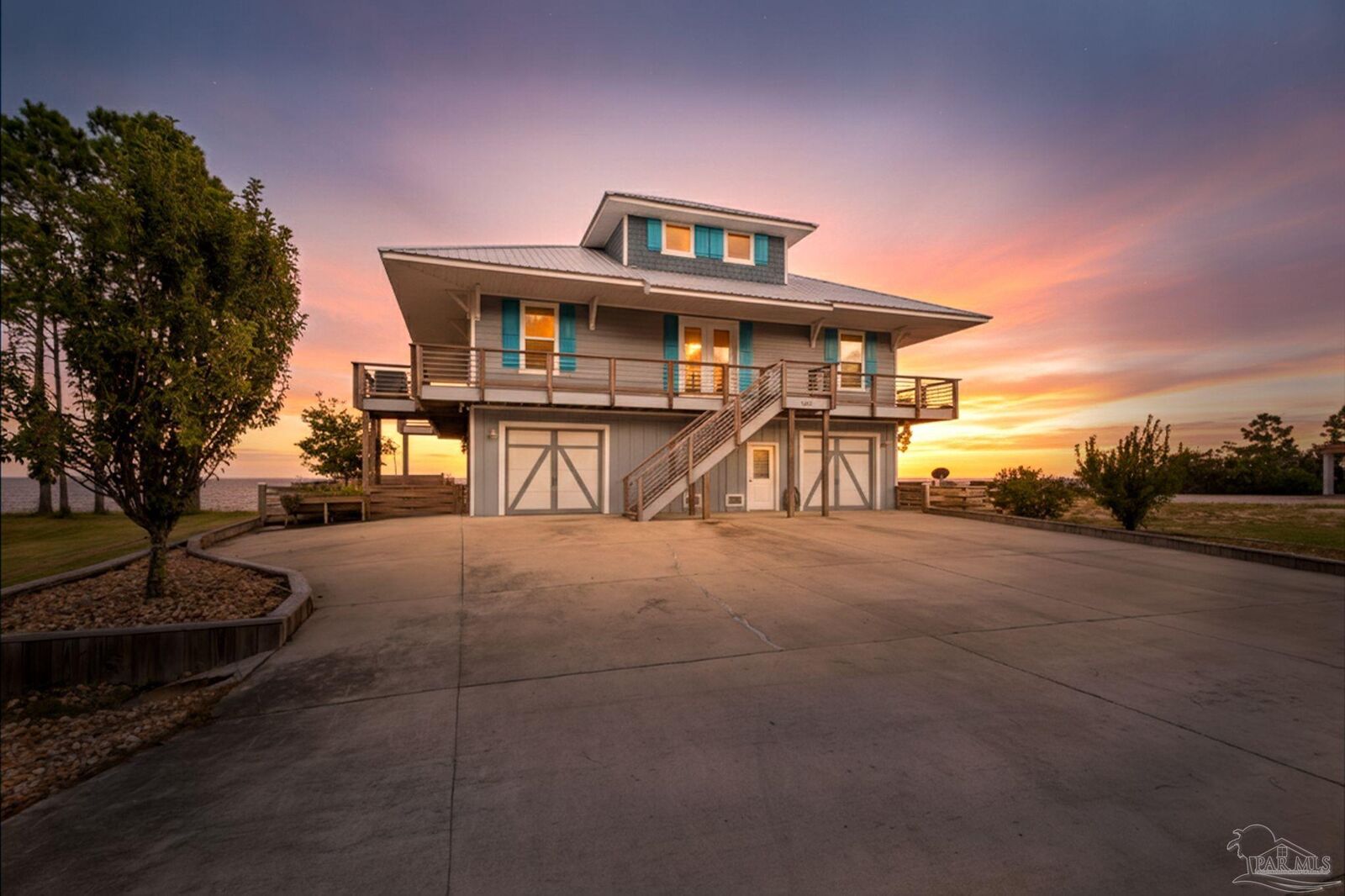 Property Photo:  1106 Oyster Bay Dr  FL 32583 