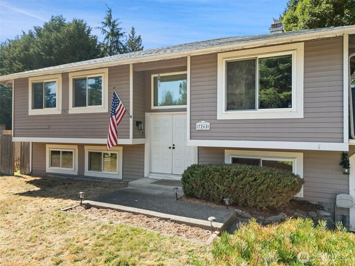 Property Photo:  7265  Thasos Avenue NE  WA 98311 