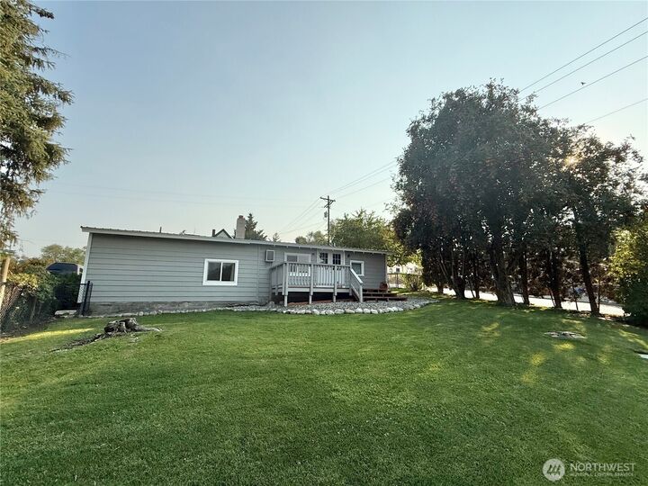 Property Photo:  210  1st. Street  WA 98849 