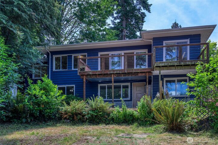 Property Photo:  13202  Bitter Place N  WA 98133 