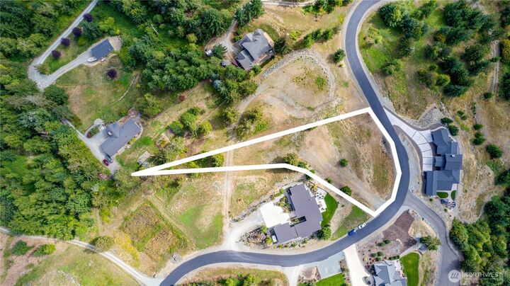 Property Photo: 7583 Avalon Heights Way WA 98284