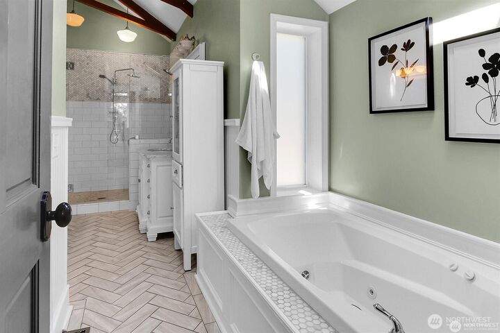 Property Photo: 9510 9th Avenue NW WA 98117