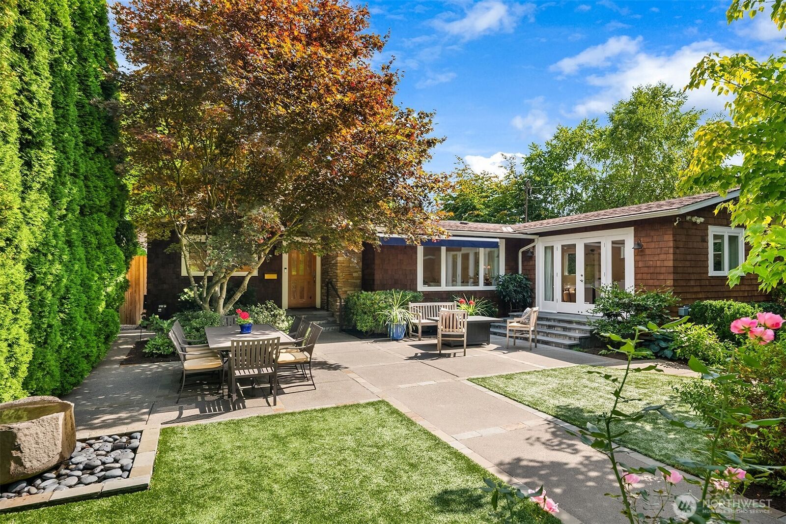Property Photo: 4510 48th Avenue NE WA 98105