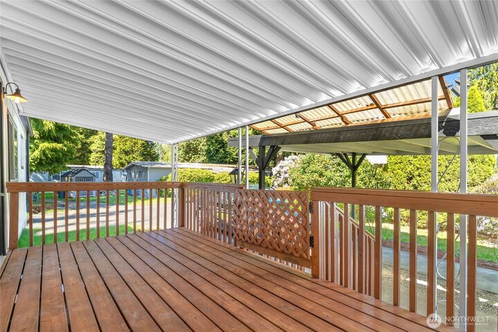 Property Photo: 900 29th Street SE 10 WA 98002